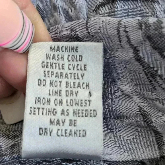 Chicos Shirt/Blazer Size 2 - Picture 4 of 7